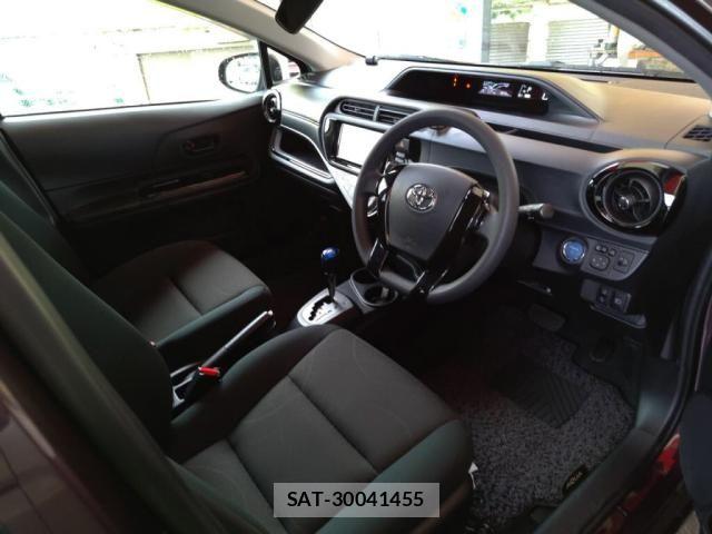 Toyota AQUA 2017-01 7614940-20