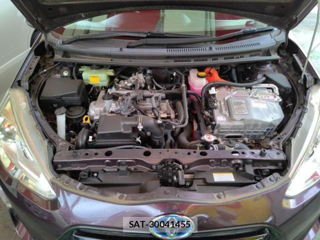 Toyota AQUA 2017-01 7614940-29