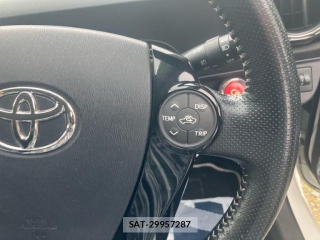 Toyota AQUA 2014-10 7614978-17