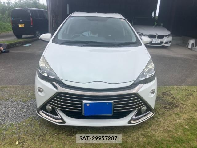 Toyota AQUA 2014-10 7614978-1