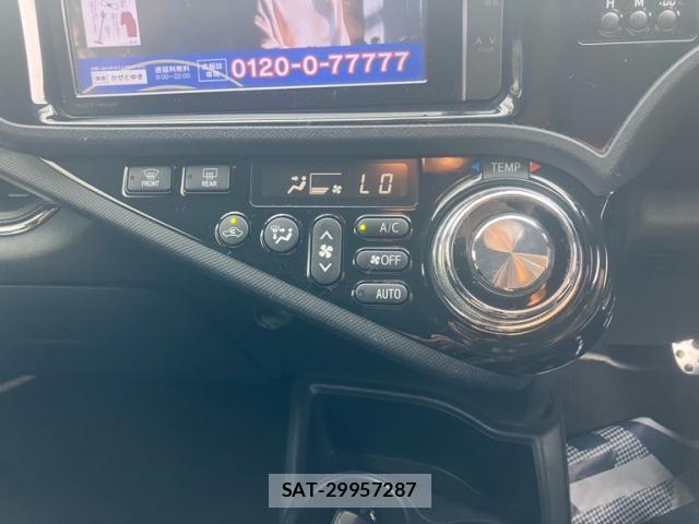 Toyota AQUA 2014-10 7614978-21
