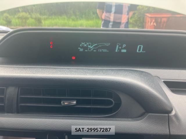 Toyota AQUA 2014-10 7614978-24