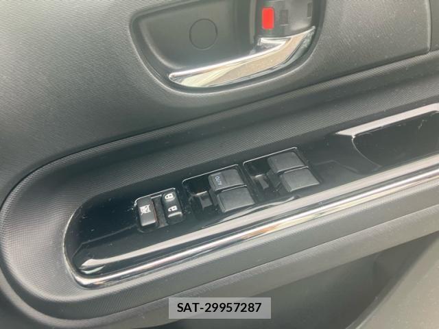 Toyota AQUA 2014-10 7614978-25