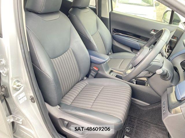 Toyota AQUA 2021-09 7614941-13