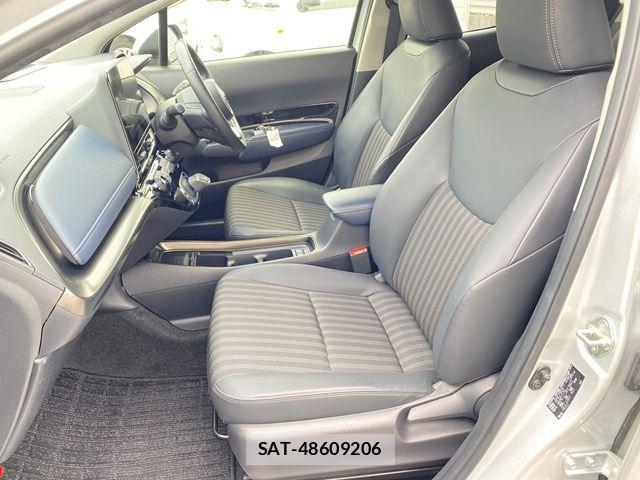 Toyota AQUA 2021-09 7614941-14