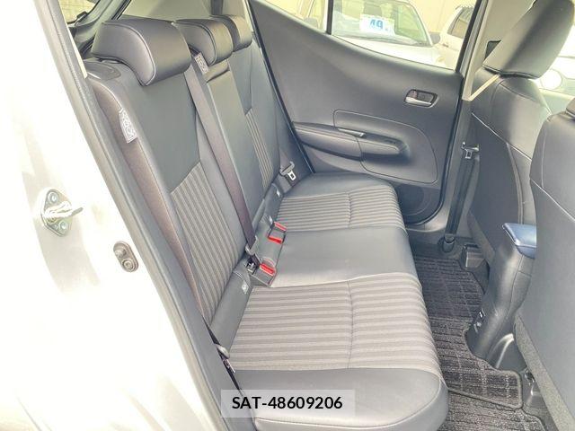 Toyota AQUA 2021-09 7614941-16
