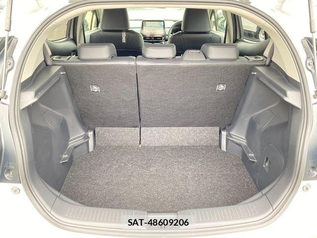 Toyota AQUA 2021-09 7614941-17