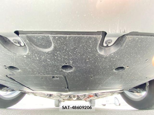 Toyota AQUA 2021-09 7614941-27