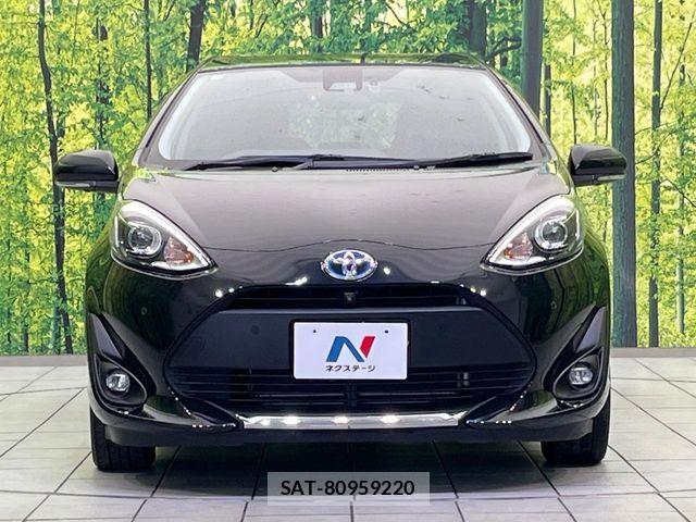 Toyota AQUA 2020-10 7614934-13