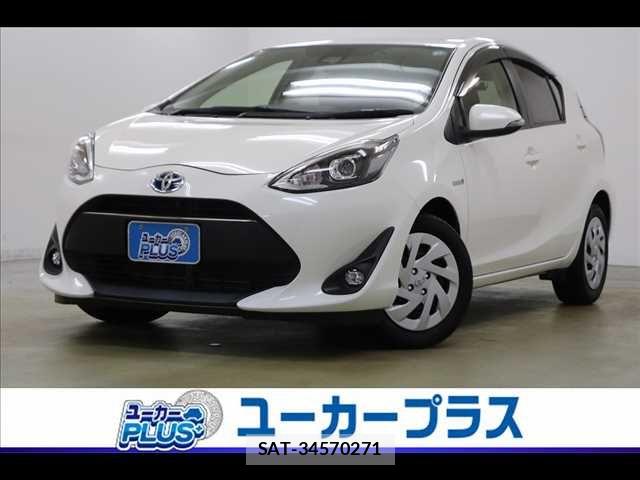 Toyota AQUA 2017-07 7614963-0