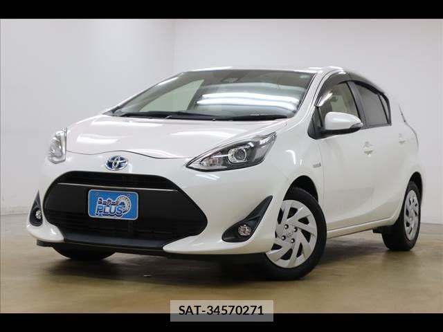 Toyota AQUA 2017-07 7614963-16