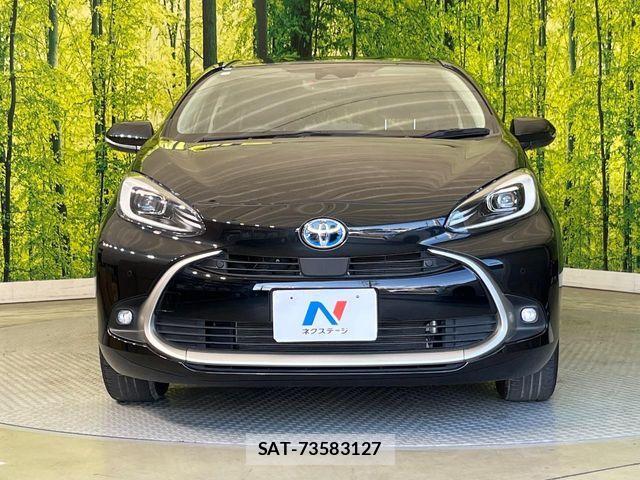 Toyota AQUA 2023-10 7614924-13