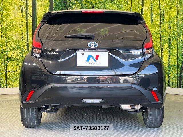 Toyota AQUA 2023-10 7614924-14