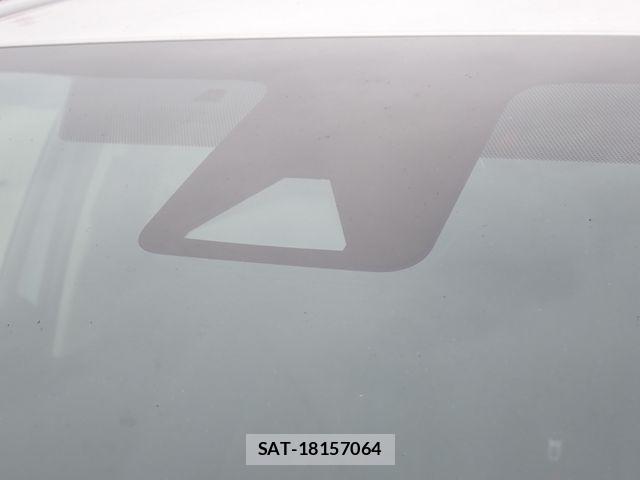 Toyota AQUA 2023-06 7614938-18