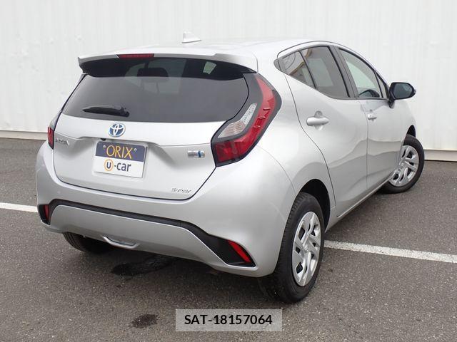 Toyota AQUA 2023-06 7614938-2