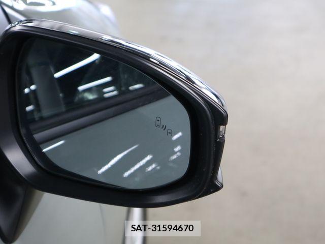 Toyota AQUA 2025-12 7720541-29