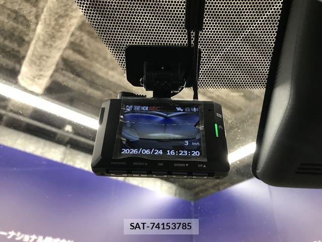 Toyota AQUA 2022-09 7720557-18