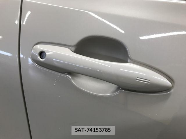 Toyota AQUA 2022-09 7720557-23
