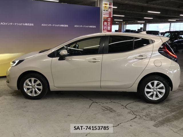 Toyota AQUA 2022-09 7720557-2