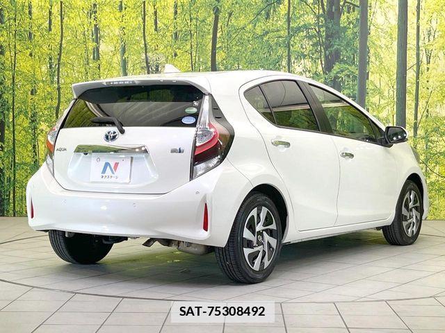 Toyota AQUA 2020-12 7720591-15