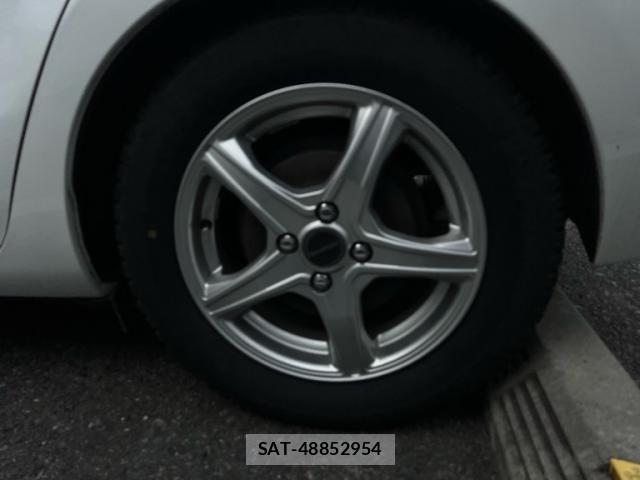 Toyota AQUA 2012-02 7720806-9
