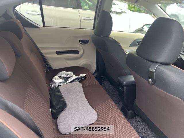 Toyota AQUA 2012-02 7720806-15