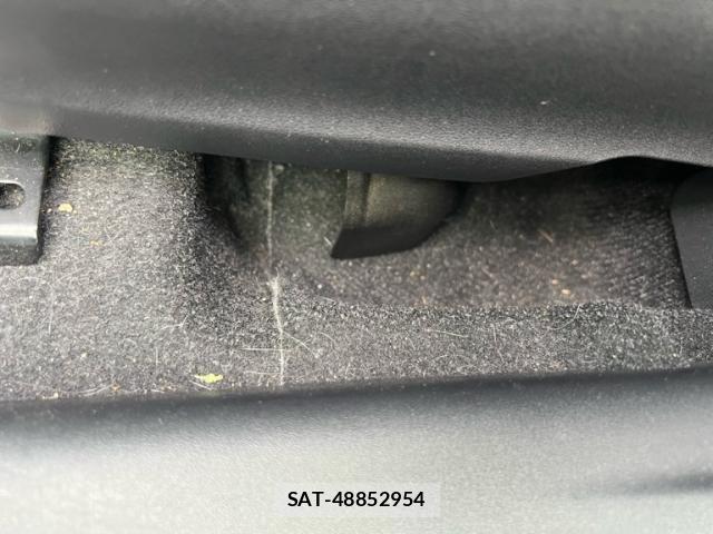 Toyota AQUA 2012-02 7720806-18