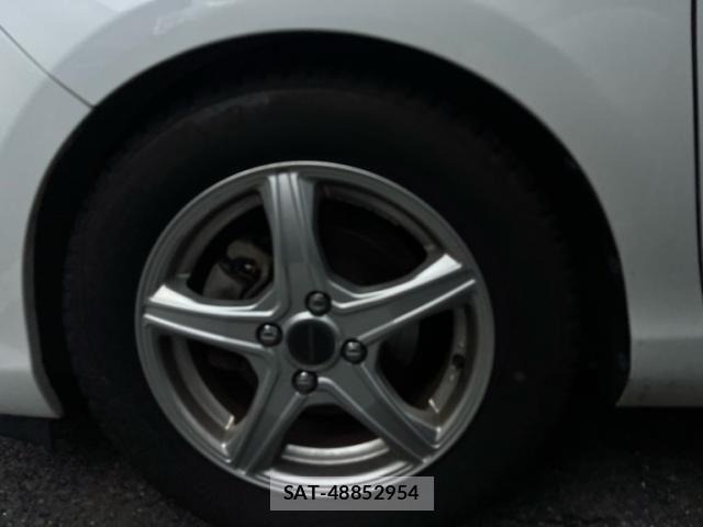 Toyota AQUA 2012-02 7720806-8