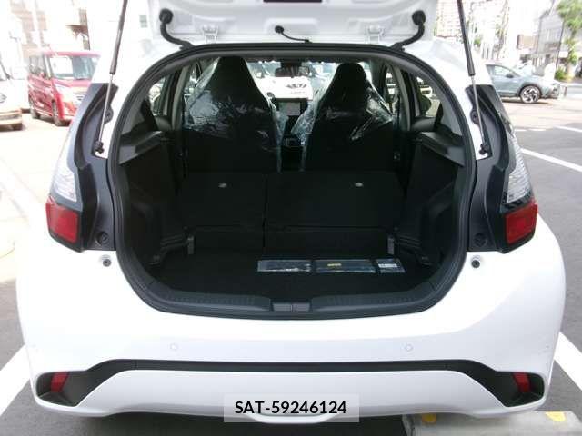 Toyota AQUA 2024-01 7720573-9