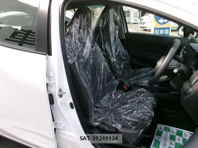 Toyota AQUA 2024-01 7720573-6