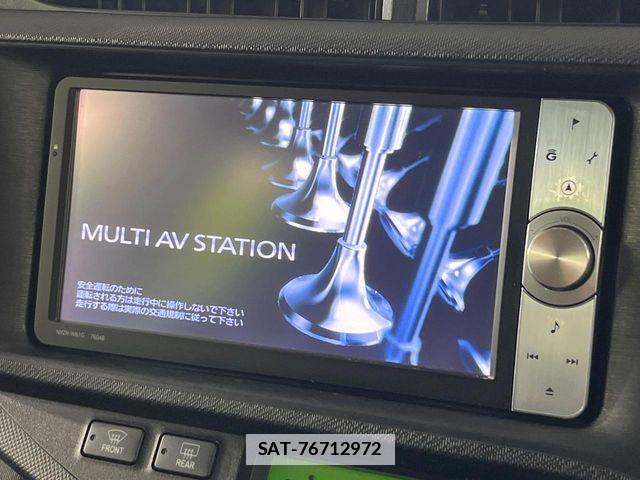 Toyota AQUA 2012-05 7720702-1