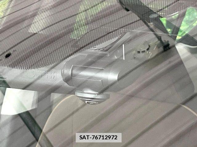 Toyota AQUA 2012-05 7720702-3
