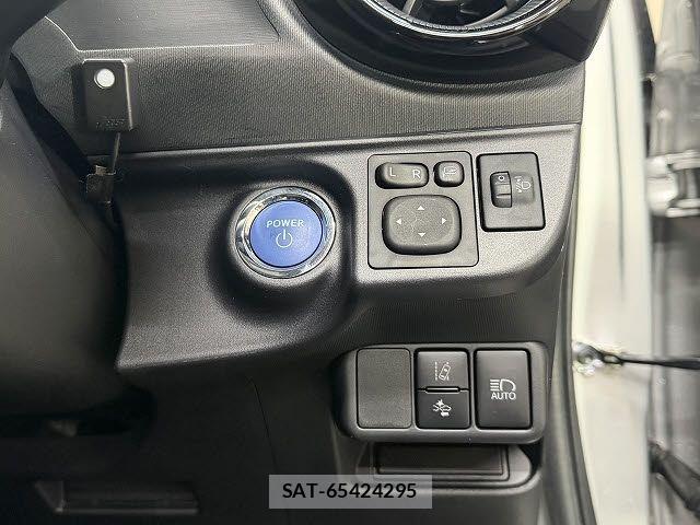 Toyota AQUA 2020-06 7720615-11