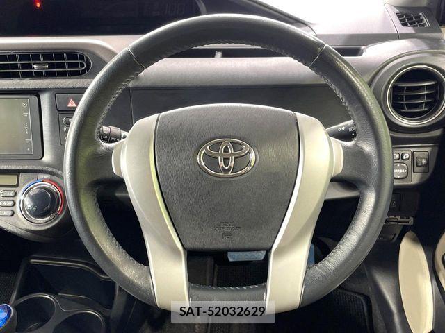 Toyota AQUA 2012-01 7720673-10