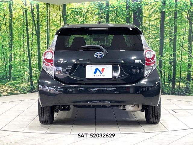 Toyota AQUA 2012-01 7720673-14