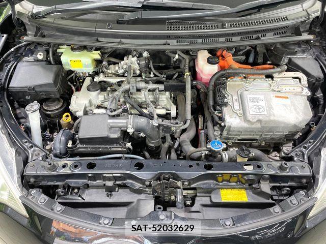 Toyota AQUA 2012-01 7720673-17