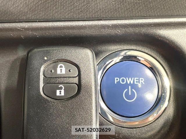 Toyota AQUA 2012-01 7720673-5