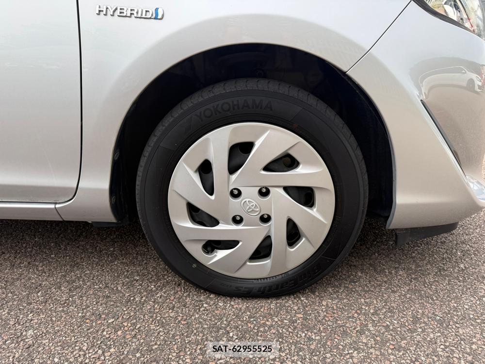 Toyota AQUA 2018-07 1184003-30