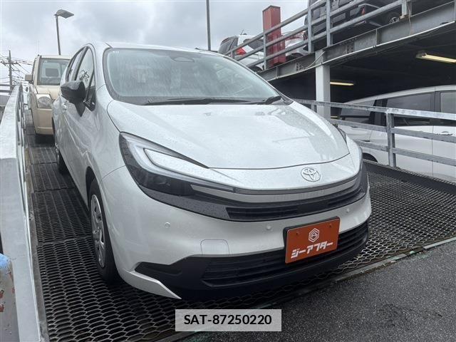 Toyota AQUA 2025-11 7720544-0