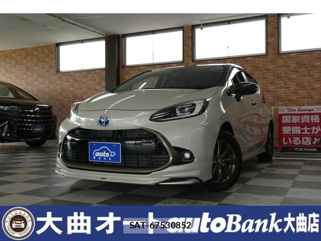 Toyota AQUA 2025-04 7720542-0