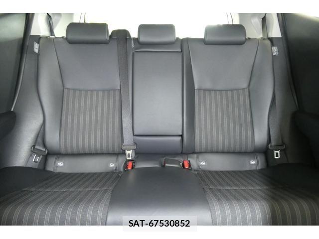 Toyota AQUA 2025-04 7720542-7