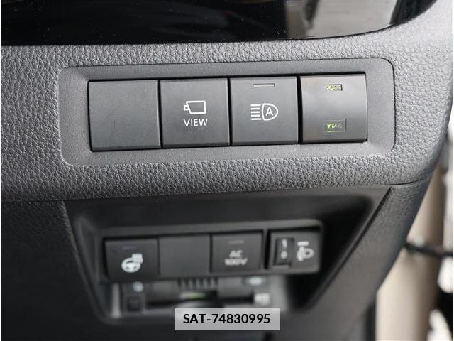Toyota AQUA 2023-03 7720564-10