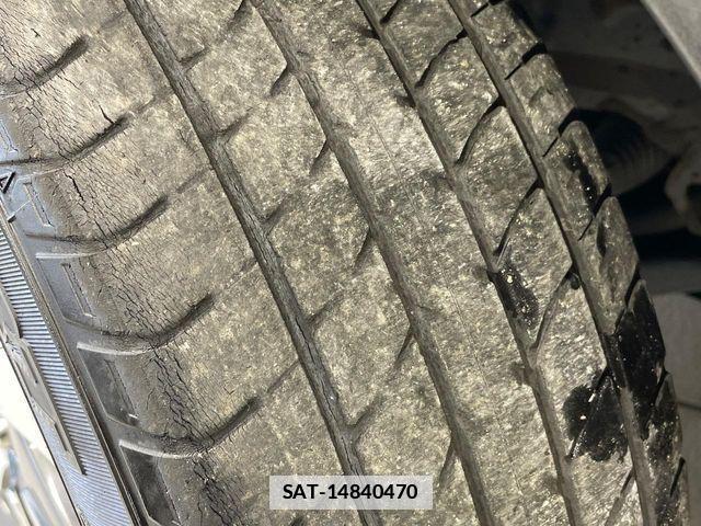 Toyota AQUA 2018-12 7720610-2