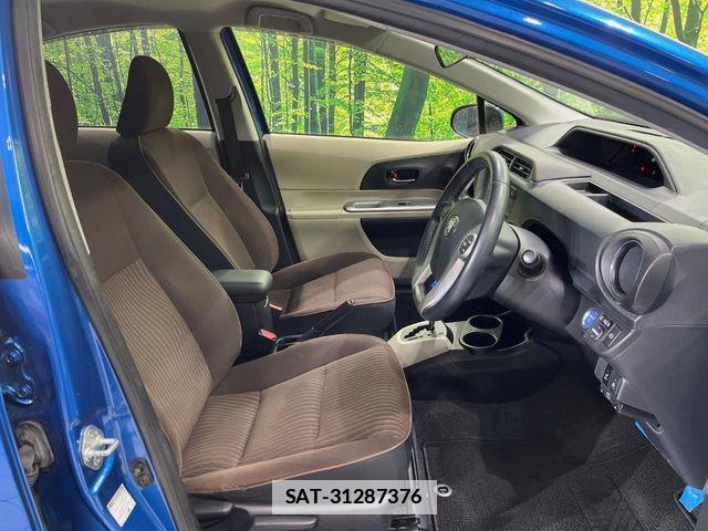 Toyota AQUA 2012-12 7720712-9