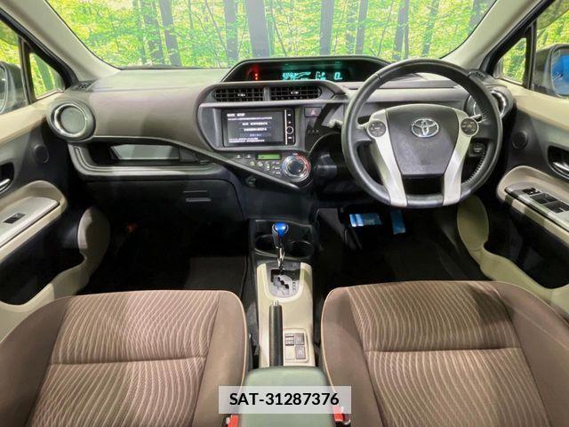 Toyota AQUA 2012-12 7720712-1