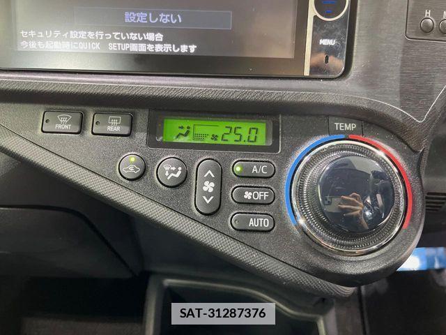 Toyota AQUA 2012-12 7720712-6