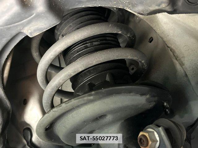 Toyota AQUA 2018-06 7782591-19