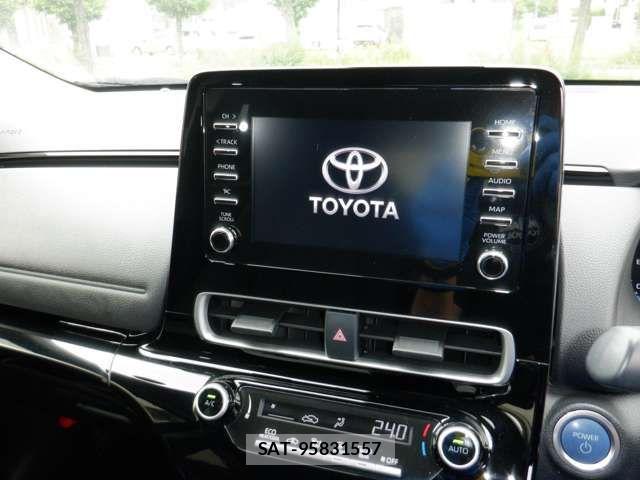 Toyota AQUA 2022-04 7782599-14