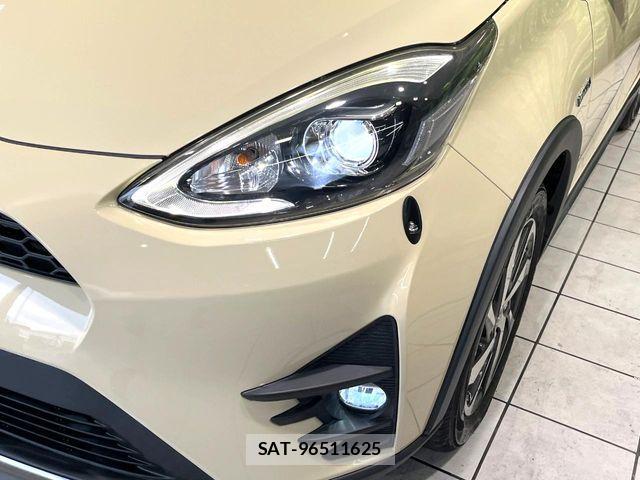 Toyota AQUA 2018-02 7782577-11