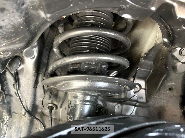 Toyota AQUA 2018-02 7782577-19